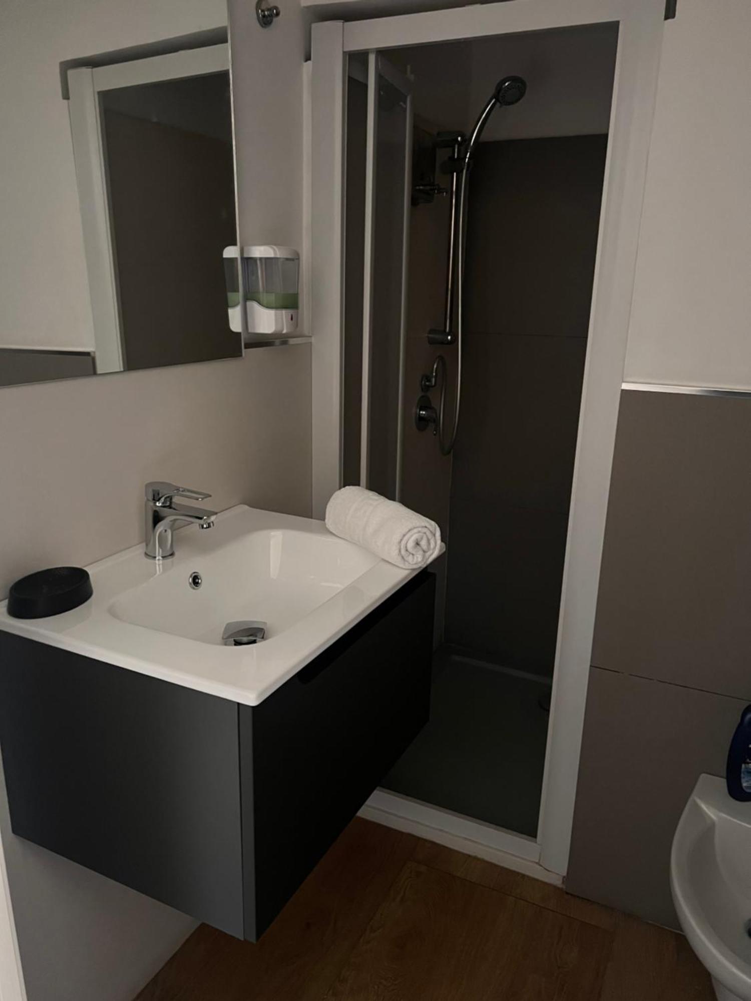 Handy Brindisi Exterior foto
